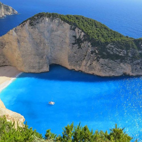Behold the splendour of the Amalfi coast